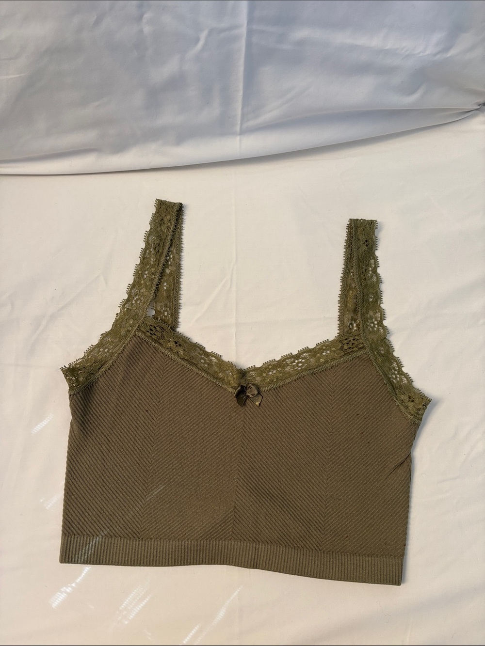 Out From Under So Sweet Lace Seamless Soft Bra Top!!